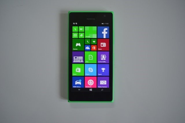 Nokia Lumia 730 Unboxing & First Impressions