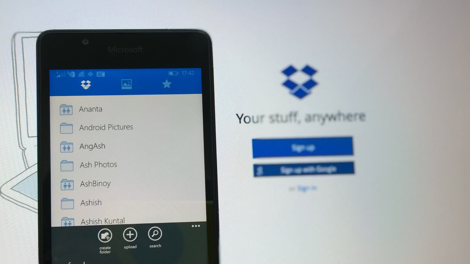 Dropbox Rolls out its Universal App Version for Windows Phone with SD
