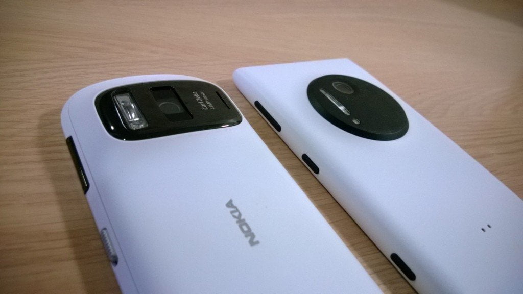 Lumia 1020 and Nokia 808 SidebySide